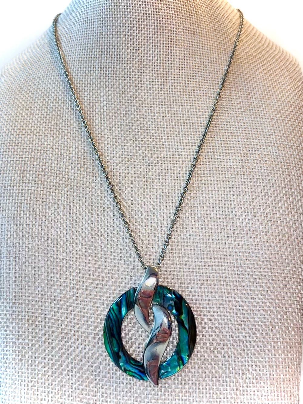 Turquoise Shell Pendant Necklace Coastal Boho Lia Sophia Ocean Style - Picture 6 of 9